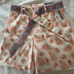 Summer breeze Palm LNN shorts by Soft Surroundings
